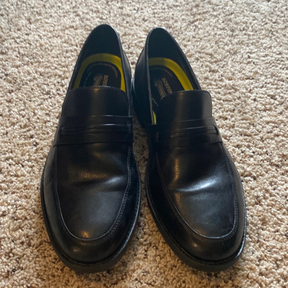 Bostonian Burkett Way black shoes size 9.5